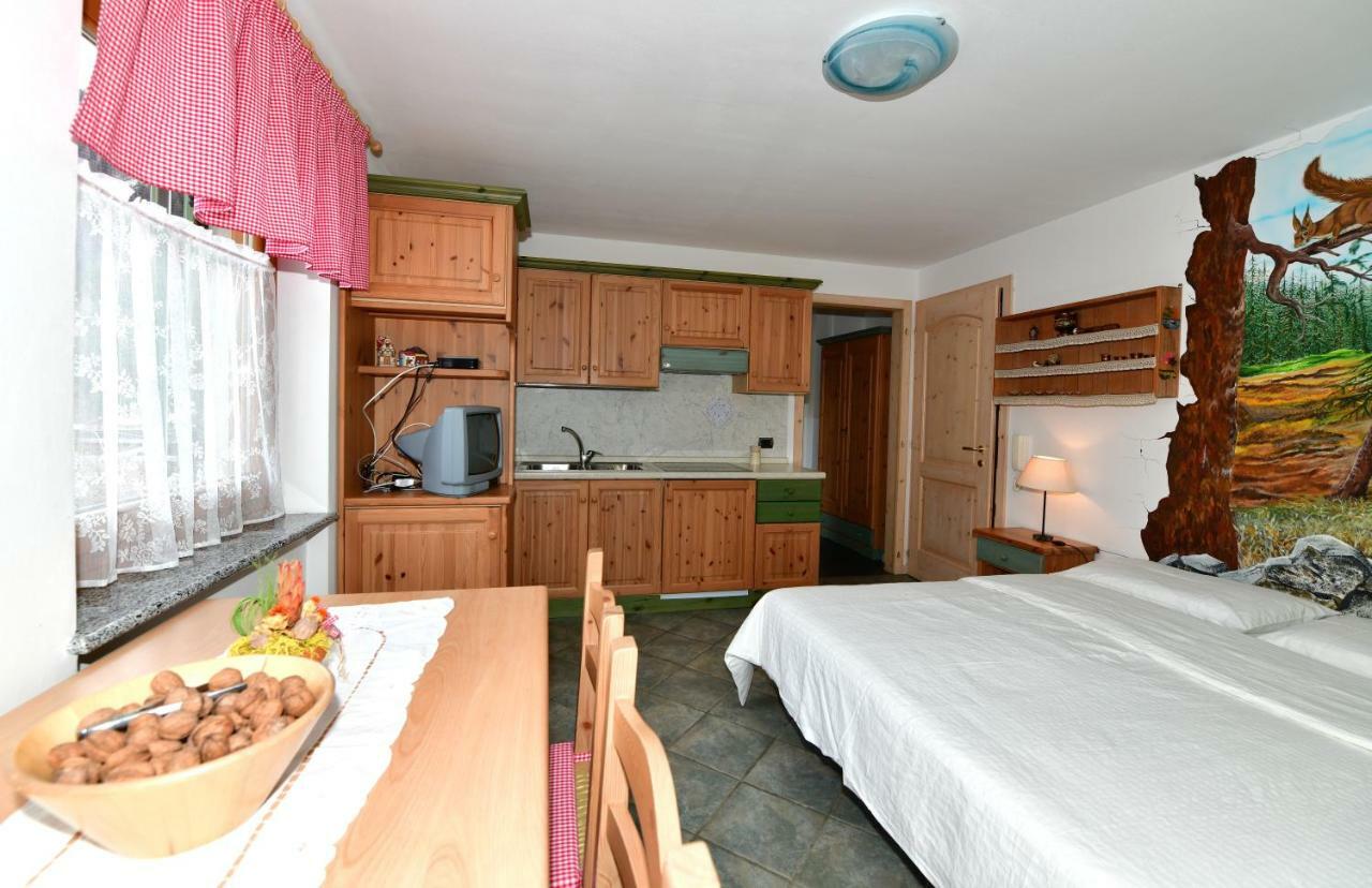 Agritur Volpaia Rooms And Apartments Vermiglio Buitenkant foto