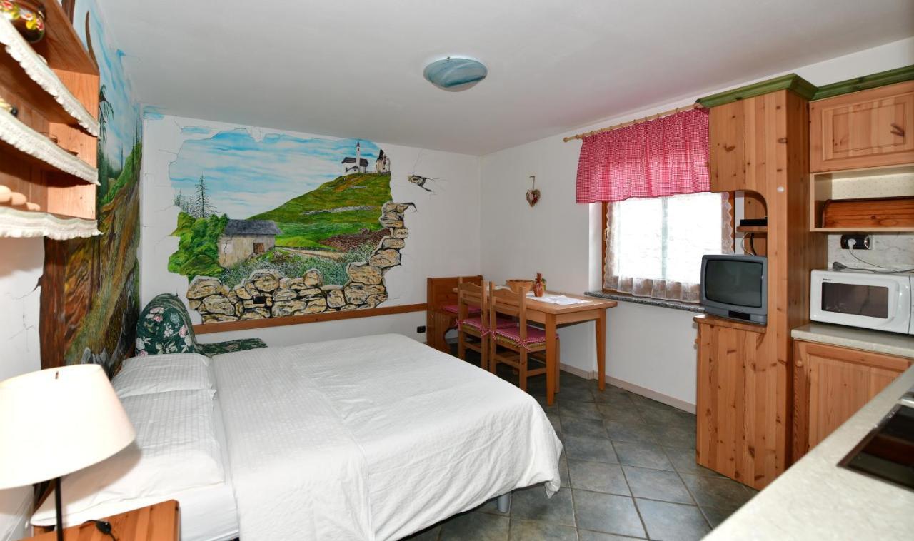 Agritur Volpaia Rooms And Apartments Vermiglio Buitenkant foto
